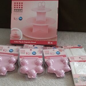 NIB Cake Pop & Cupcake Stand,6 Cake Pop Press ,2 Packs Of 100 Cake Pop Sticks